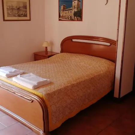 For 6 People In Luzi Farmhouse Casa vacanze Passo di Treia